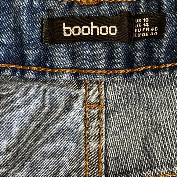 Boohoo Ripped Distressed High Waist Mom Jean Size 14 - Picture 14 of 16